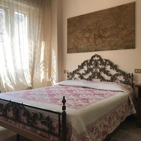 La Lanterna Di Lida E Beppe Bed & Breakfast Pisa Exterior photo