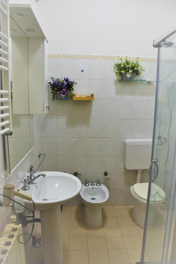 La Lanterna Di Lida E Beppe Bed & Breakfast Pisa Exterior photo