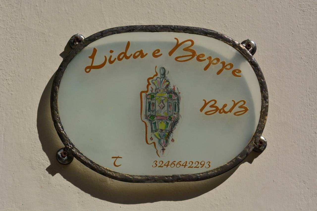La Lanterna Di Lida E Beppe Bed & Breakfast Pisa Exterior photo