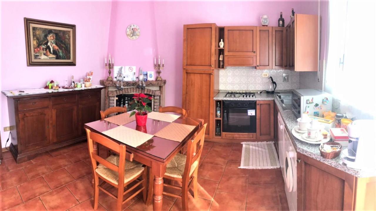 La Lanterna Di Lida E Beppe Bed & Breakfast Pisa Exterior photo